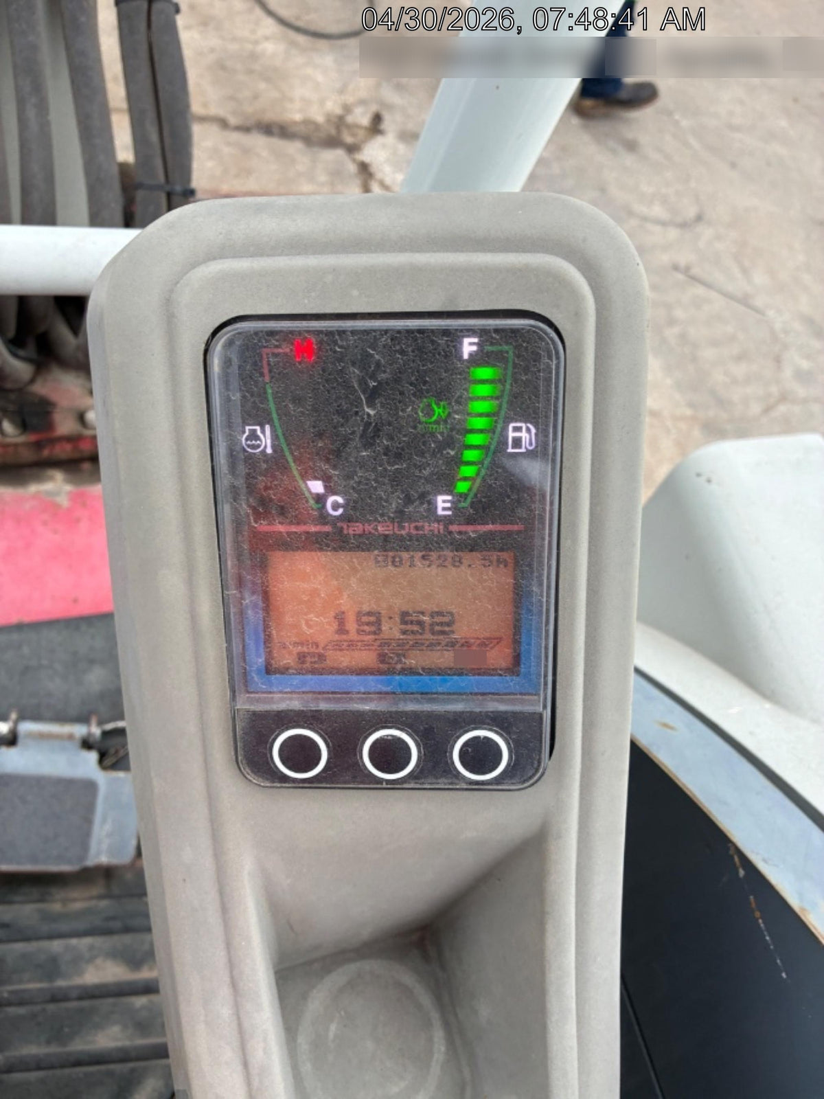 2022 TAKEUCHI TB235-2R