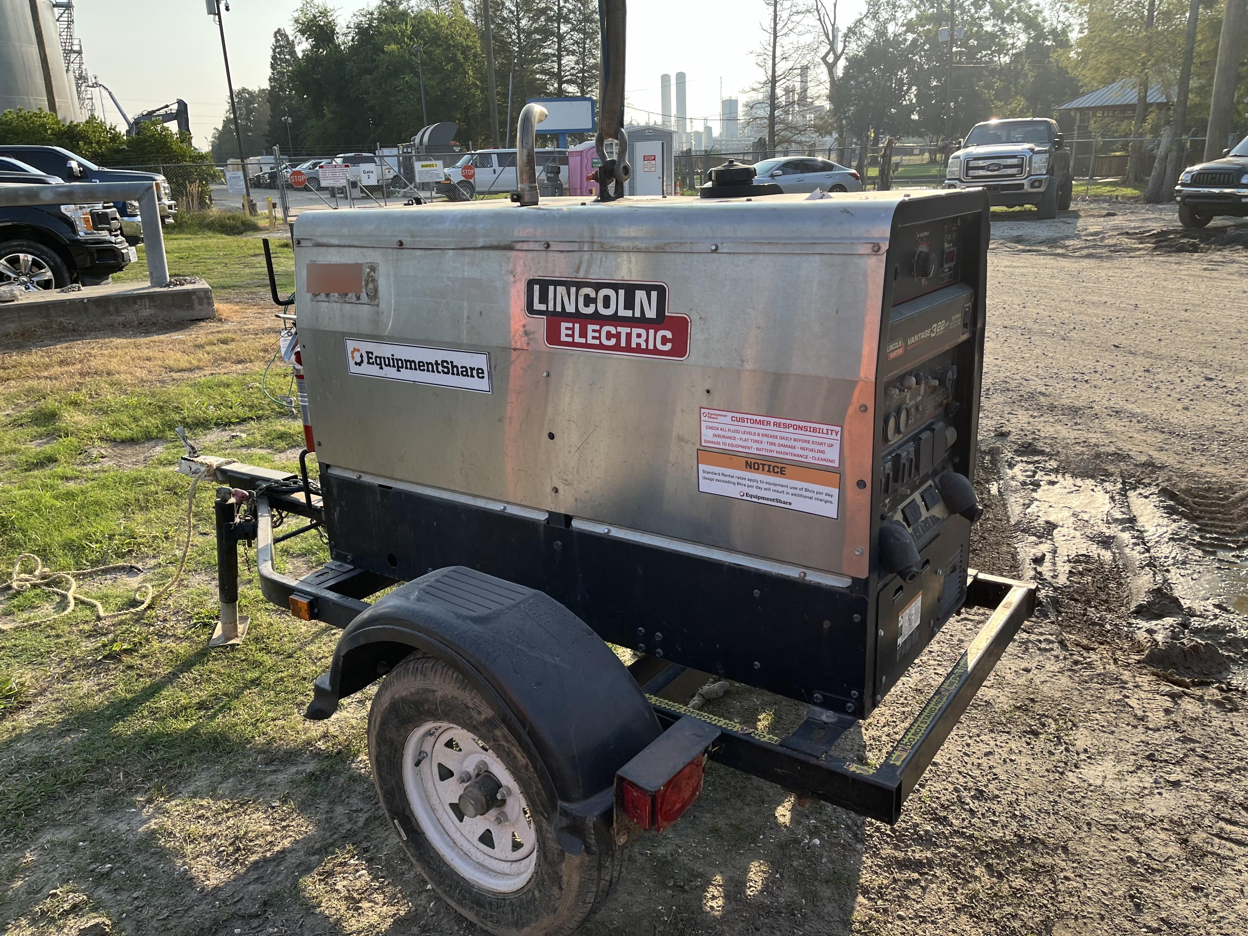 2019 Lincoln Electric Vantage 322 Ready-Pak 3, Two Wheel Trailer, Fender and Light Kit, Cable Rack
