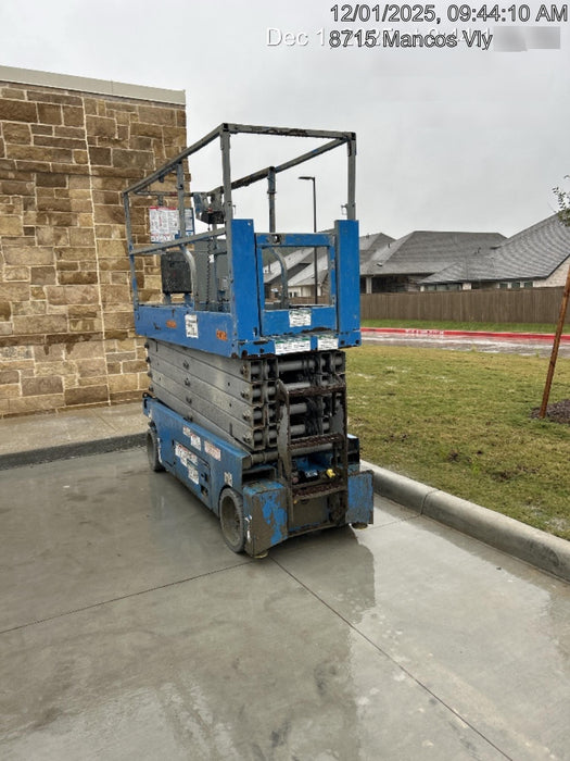 2017 Genie GS-3232 32' Narrow Electric Scissor Lift