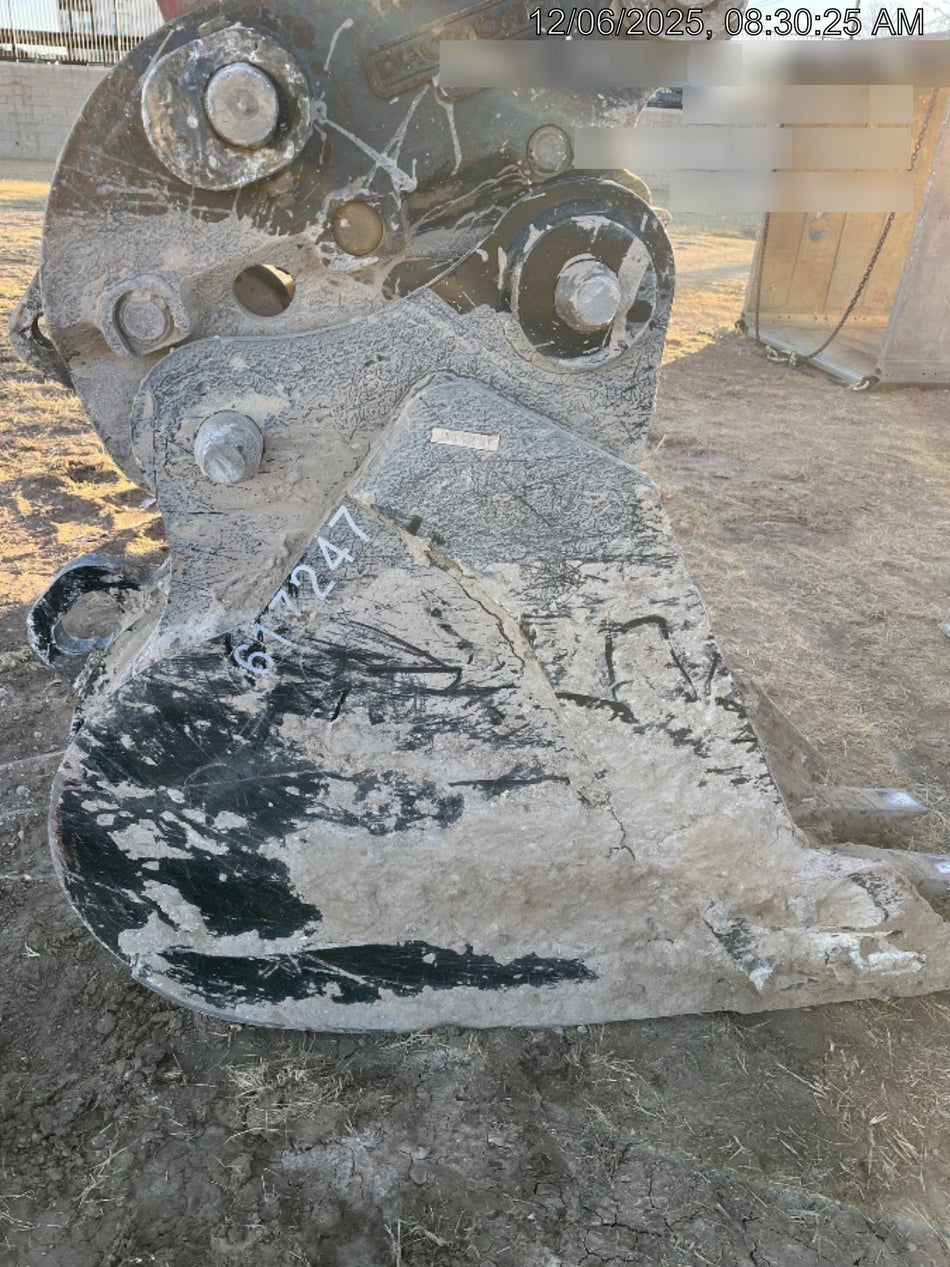 2025 FLECO 18" HD Bucket - Fleco