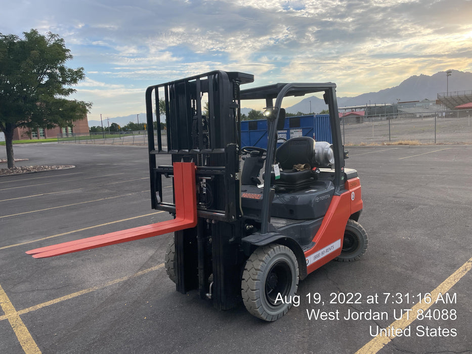 2022 TOYOTA 50-8FGU25