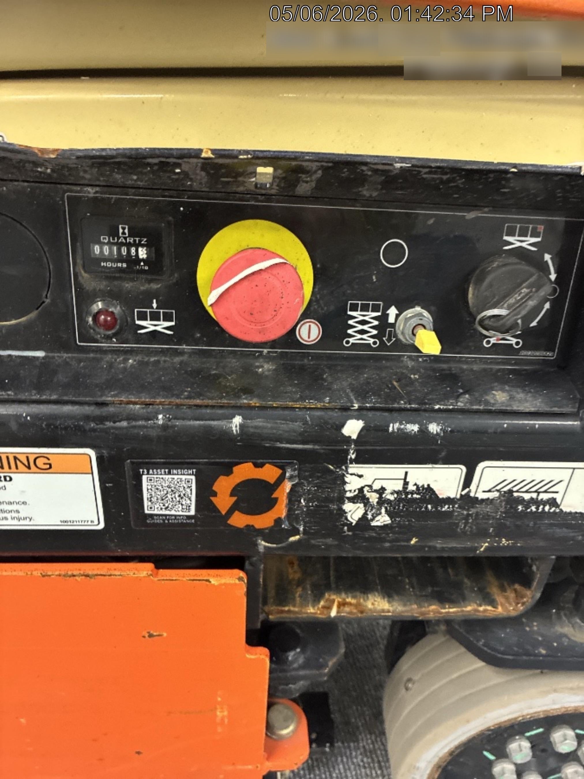 2021 JLG ES1330L