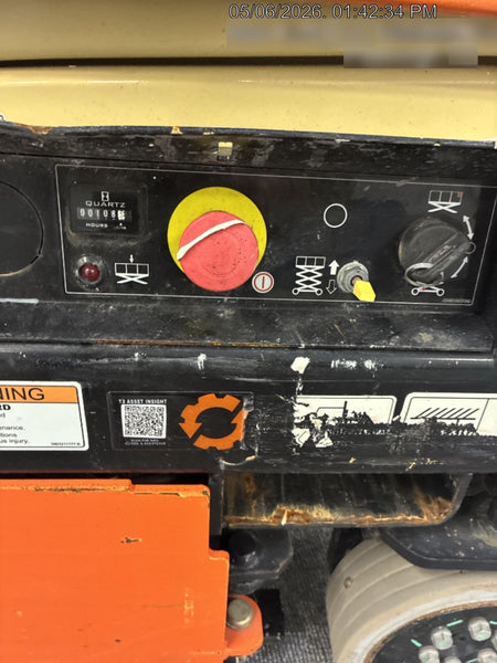 2021 JLG ES1330L