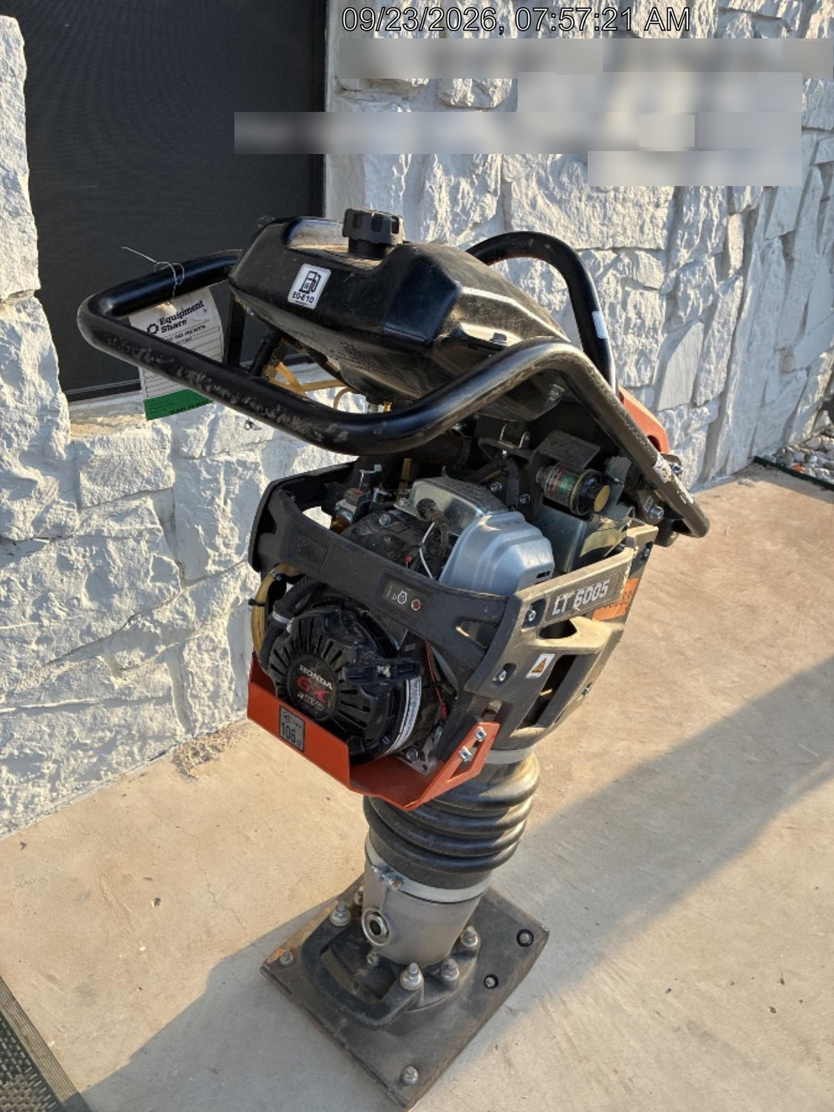 2025 HUSQVARNA LT6005