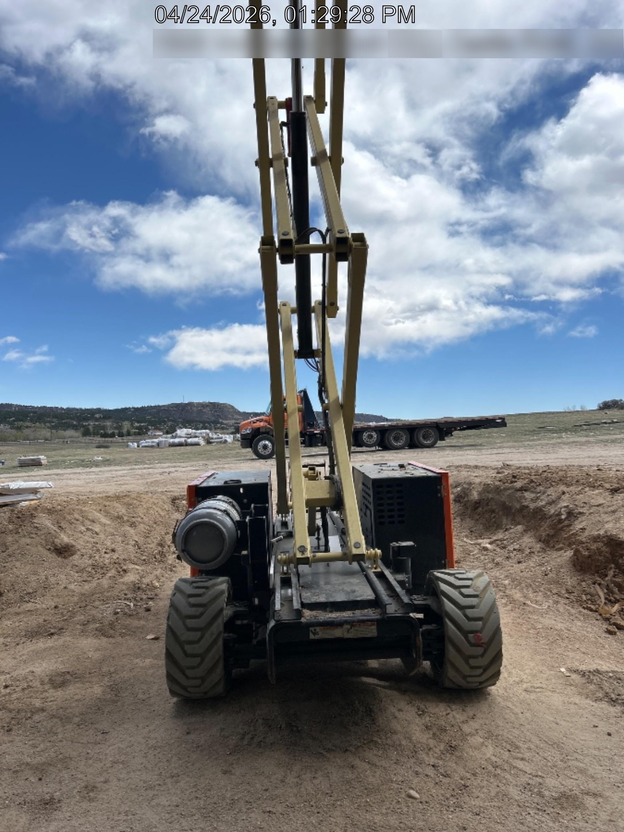 2022 JLG RT2669