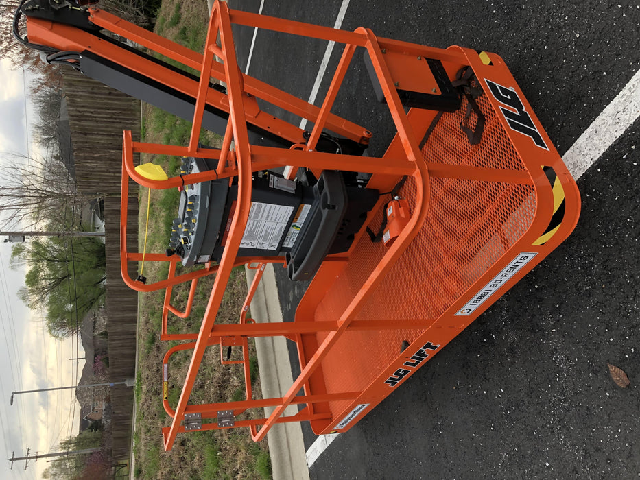 2020 JLG 660SJ