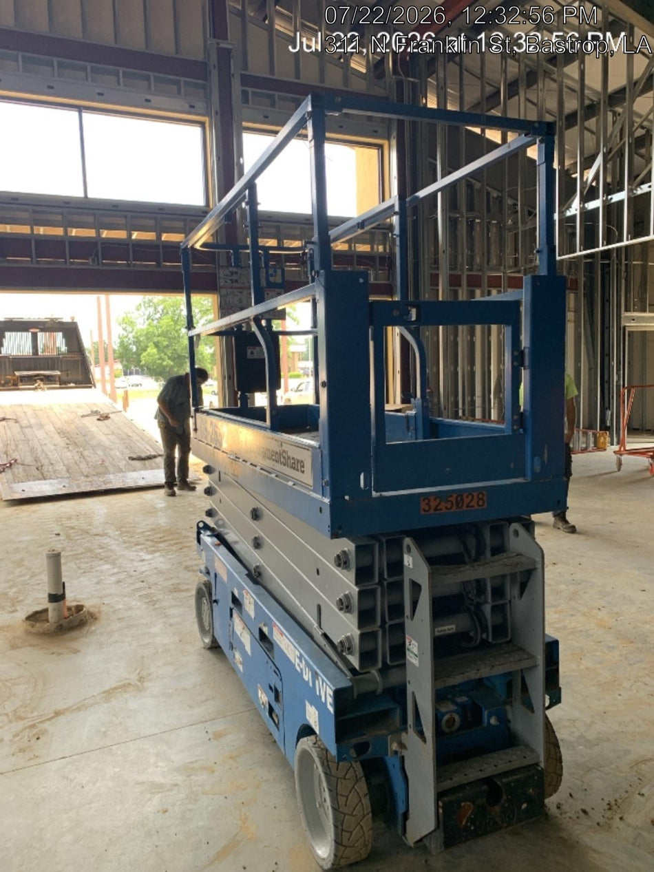 2023 GENIE GS-2632