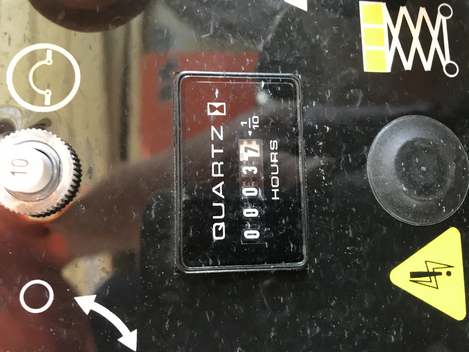 2019 JLG 4069LE Solid Non Marking Tires, Rotating Beacon