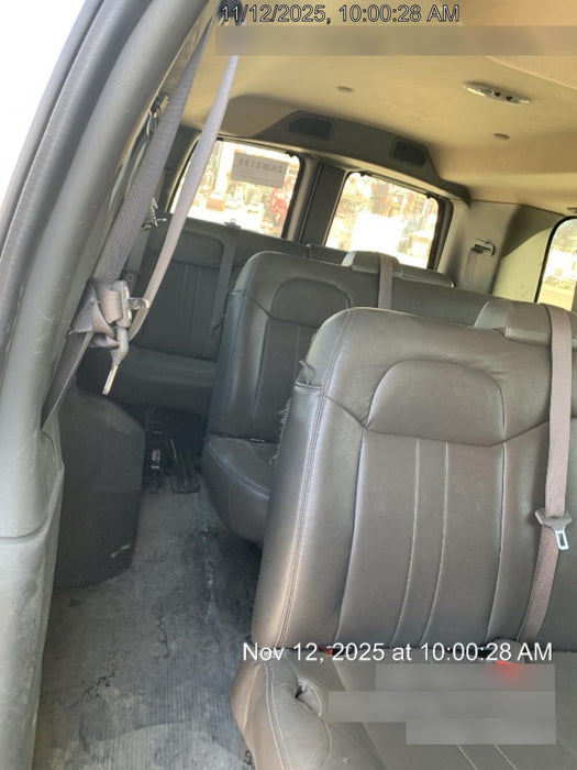 2024 CHEVROLET Express Van - Rental