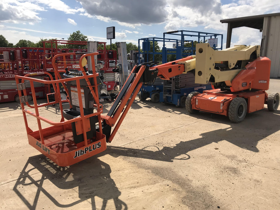 2020 JLG E400AJPN