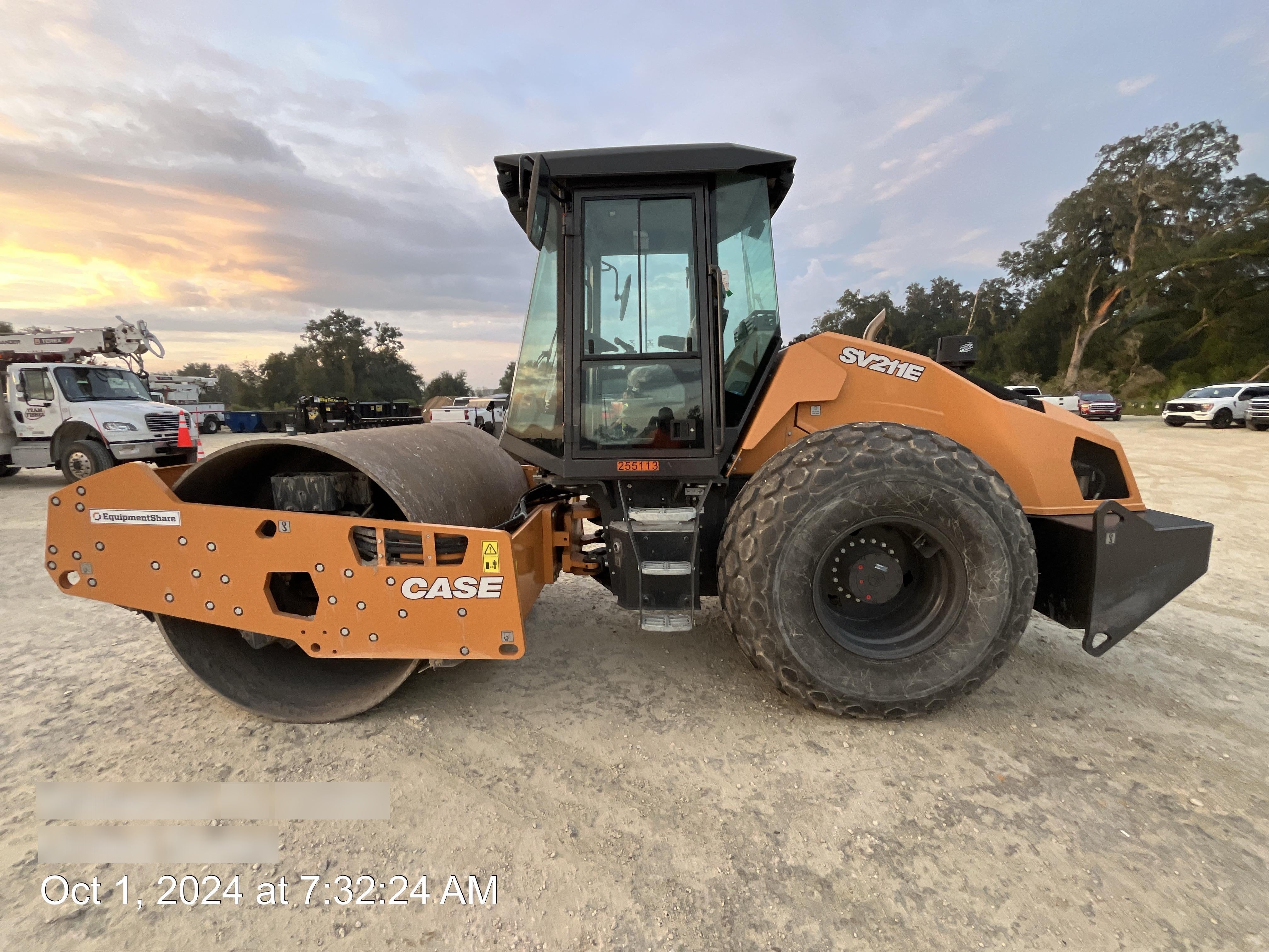 2022 CASE SV211ESM
