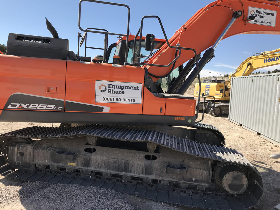 2019 DOOSAN DX255LC-5