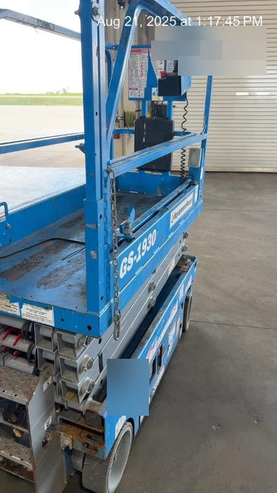 2019 Genie GS-1930 Fixed rails with chain Entry