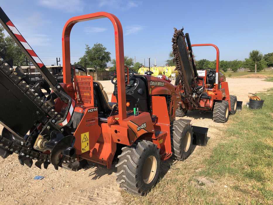 2022 DITCH WITCH RT45A