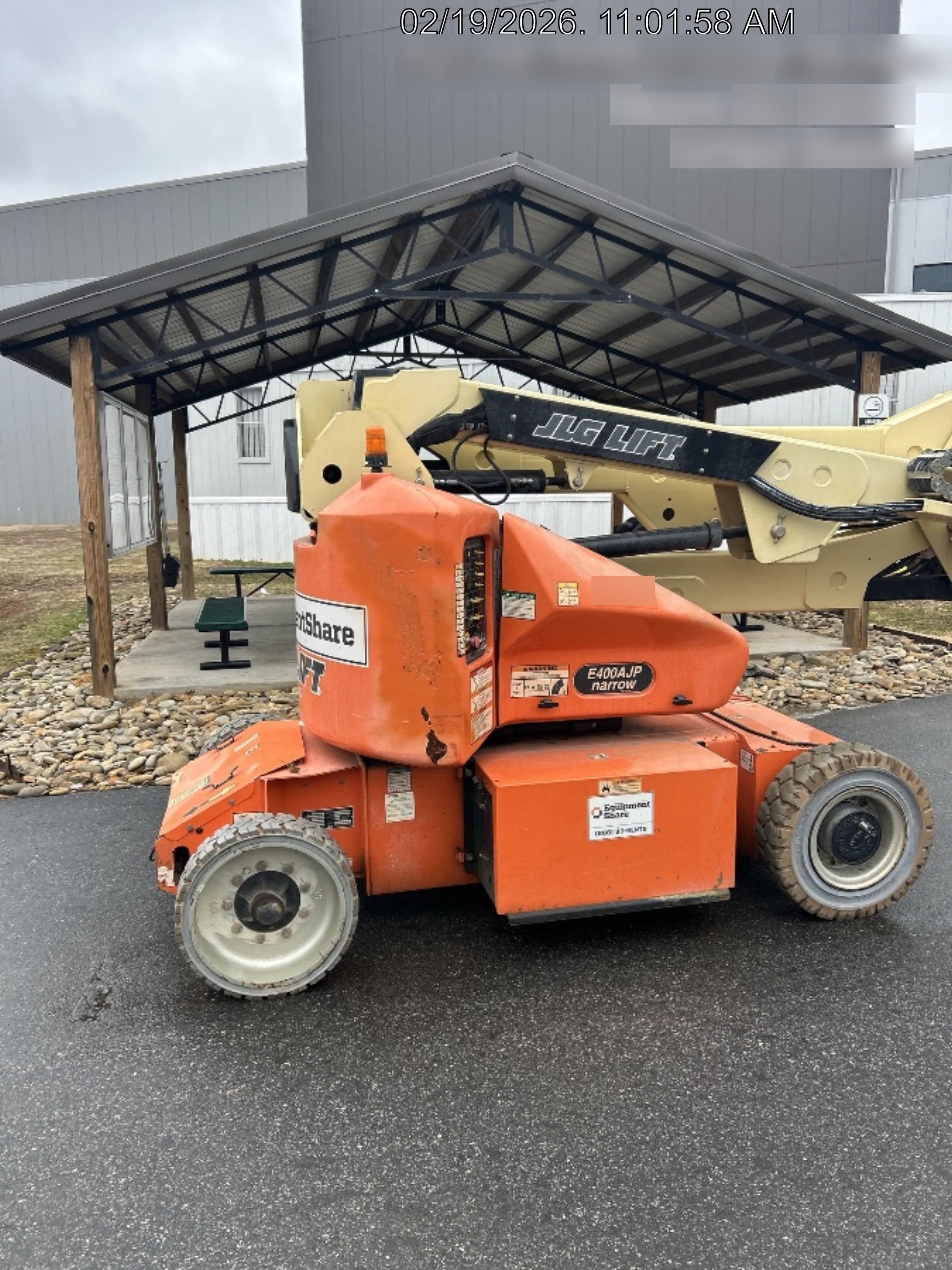 2019 JLG E400AJPN