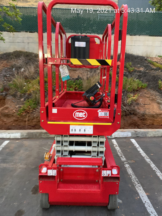 2020 MEC 1330SE Solid NM Tires, Steel Swing out Doors, LCS, Beacon, 900W Inverter