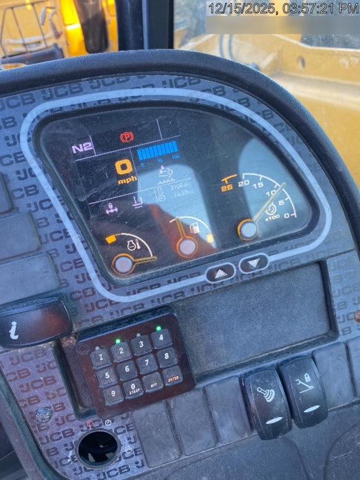 2019 JCB 512-56 Canopy, 109 HP, Solid Tires, STD Worklight, Beacon, Aux Hydraulics, Lifting Eye, Back up Alarm w/66" Carriage/60" Forks