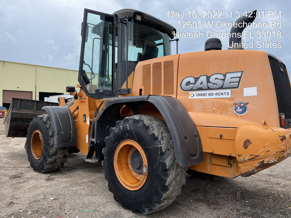 2016 Case 721F CLOSED CAB, JRB 416 STYLE HYD COUPLER