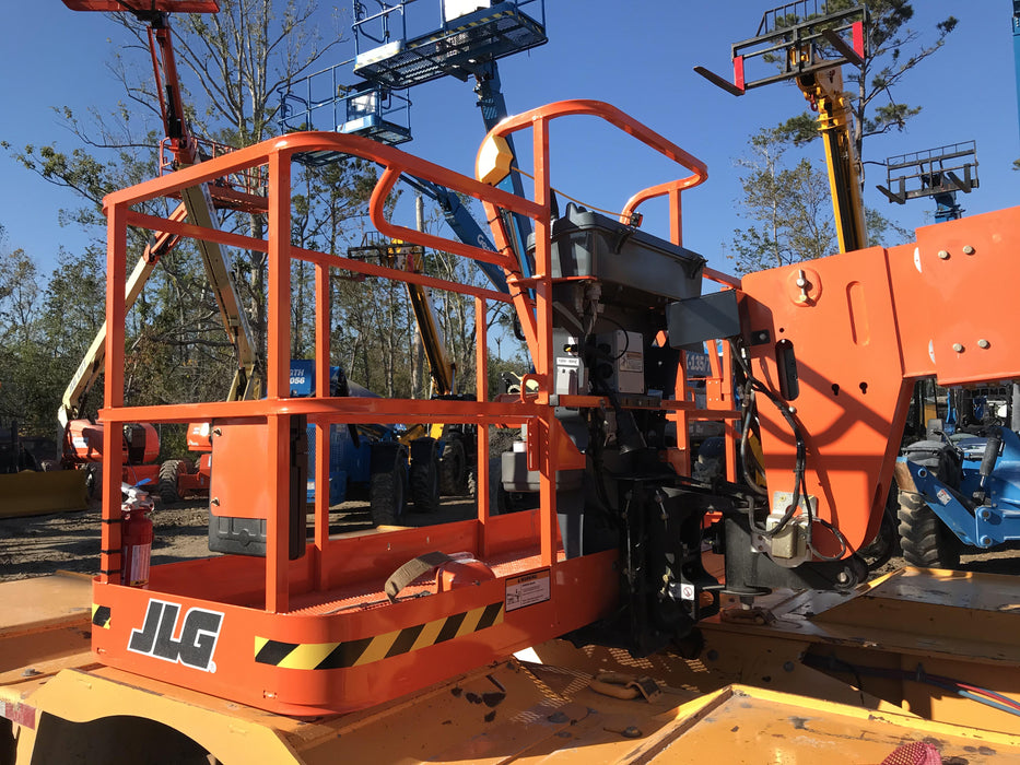 2020 JLG 600S