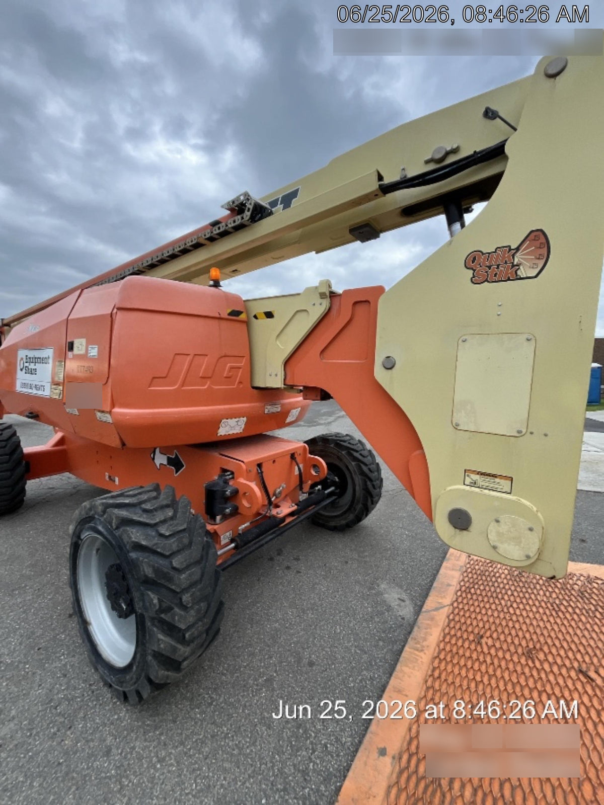 2021 JLG 800AJ