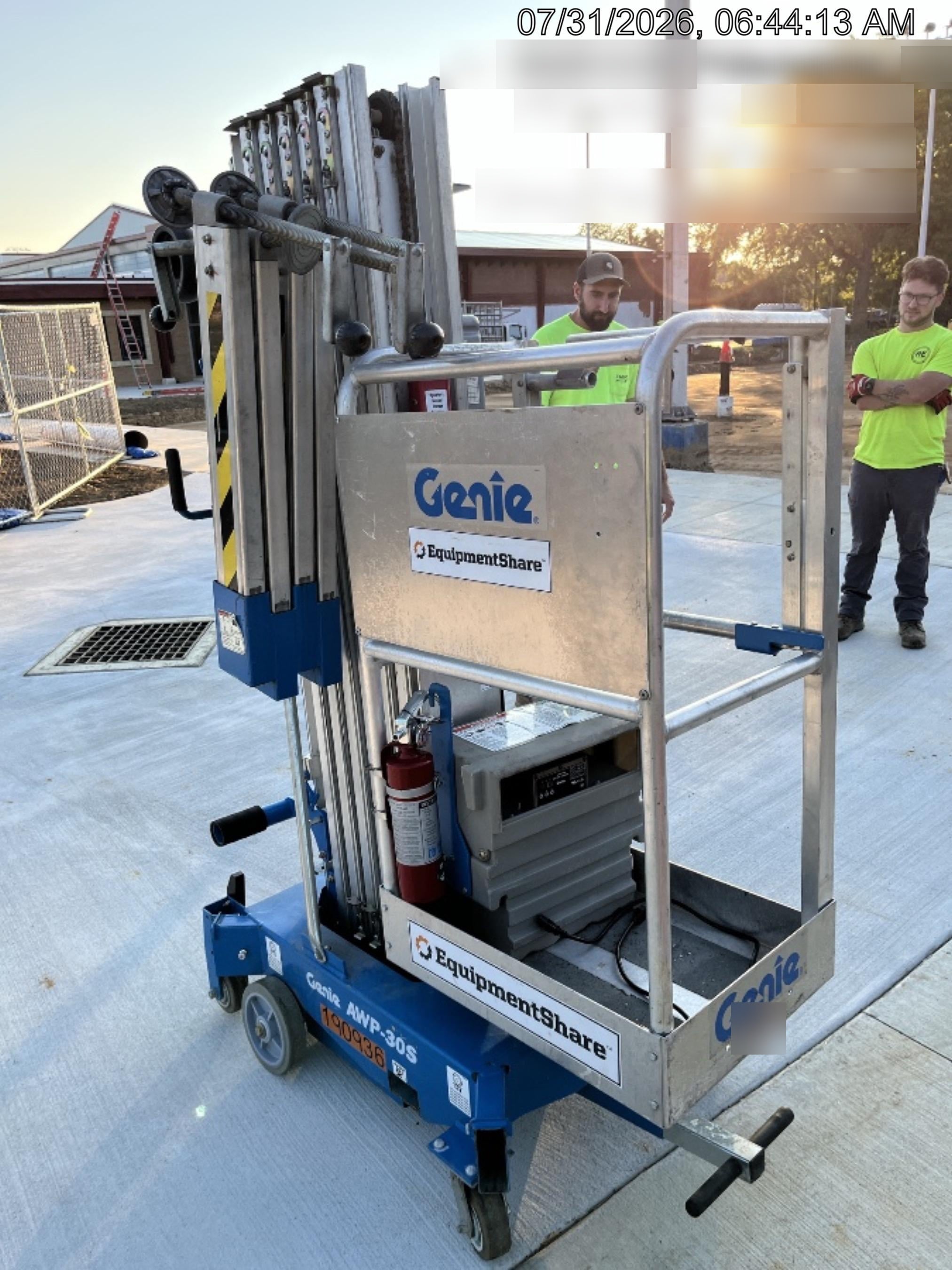 2021 GENIE AWP-30S DC
