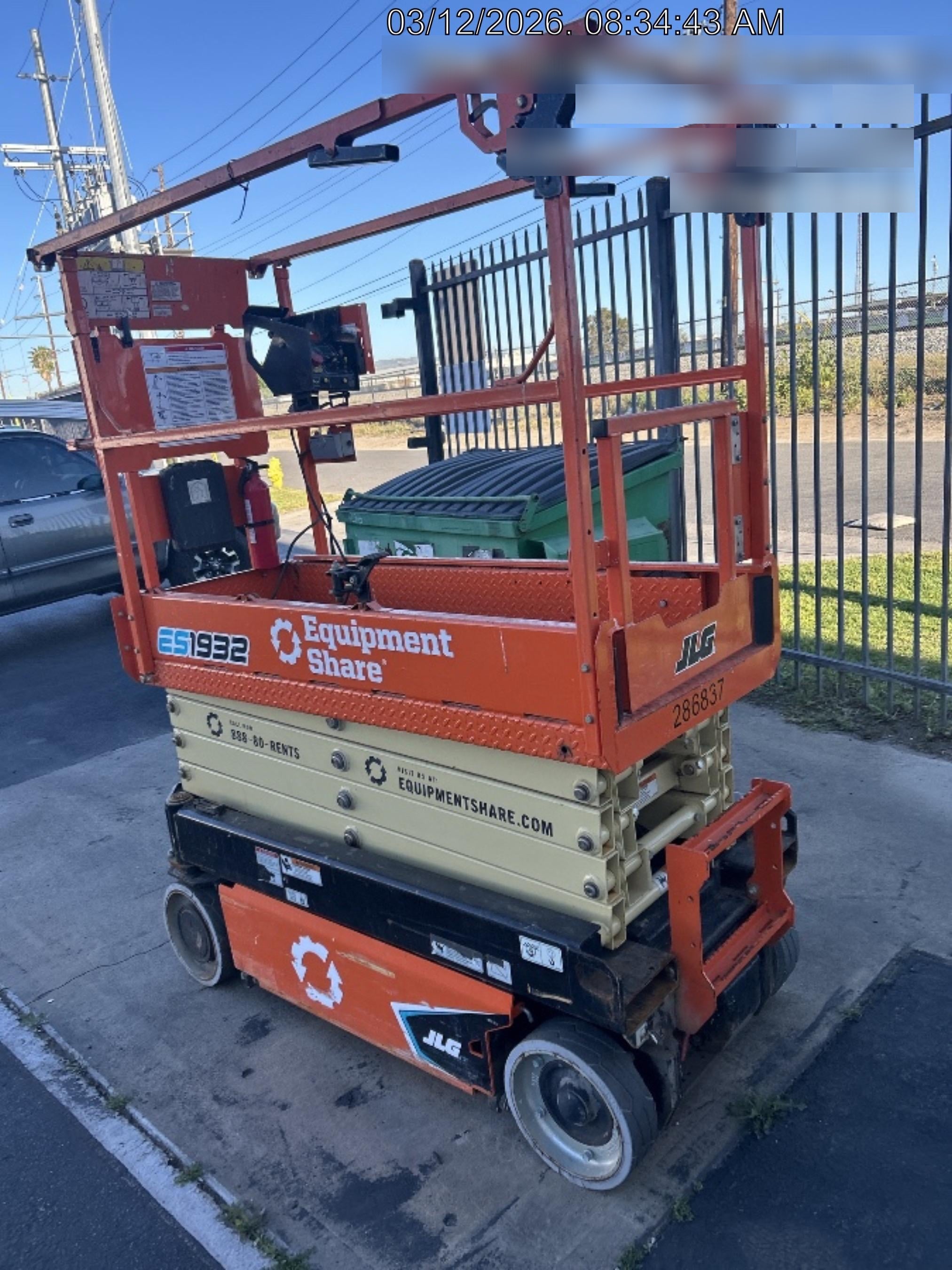2022 JLG ES1932