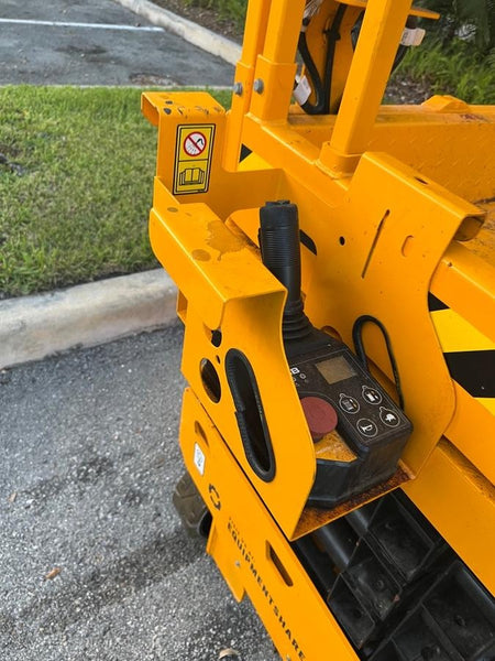 2024 JCB S1932E