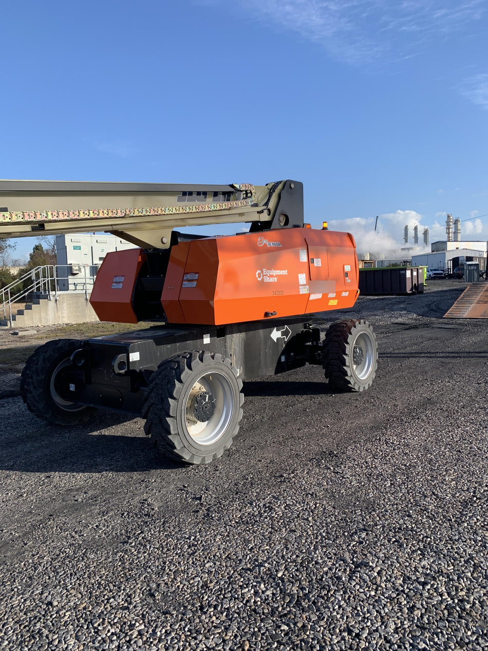2023 JLG 860SJ