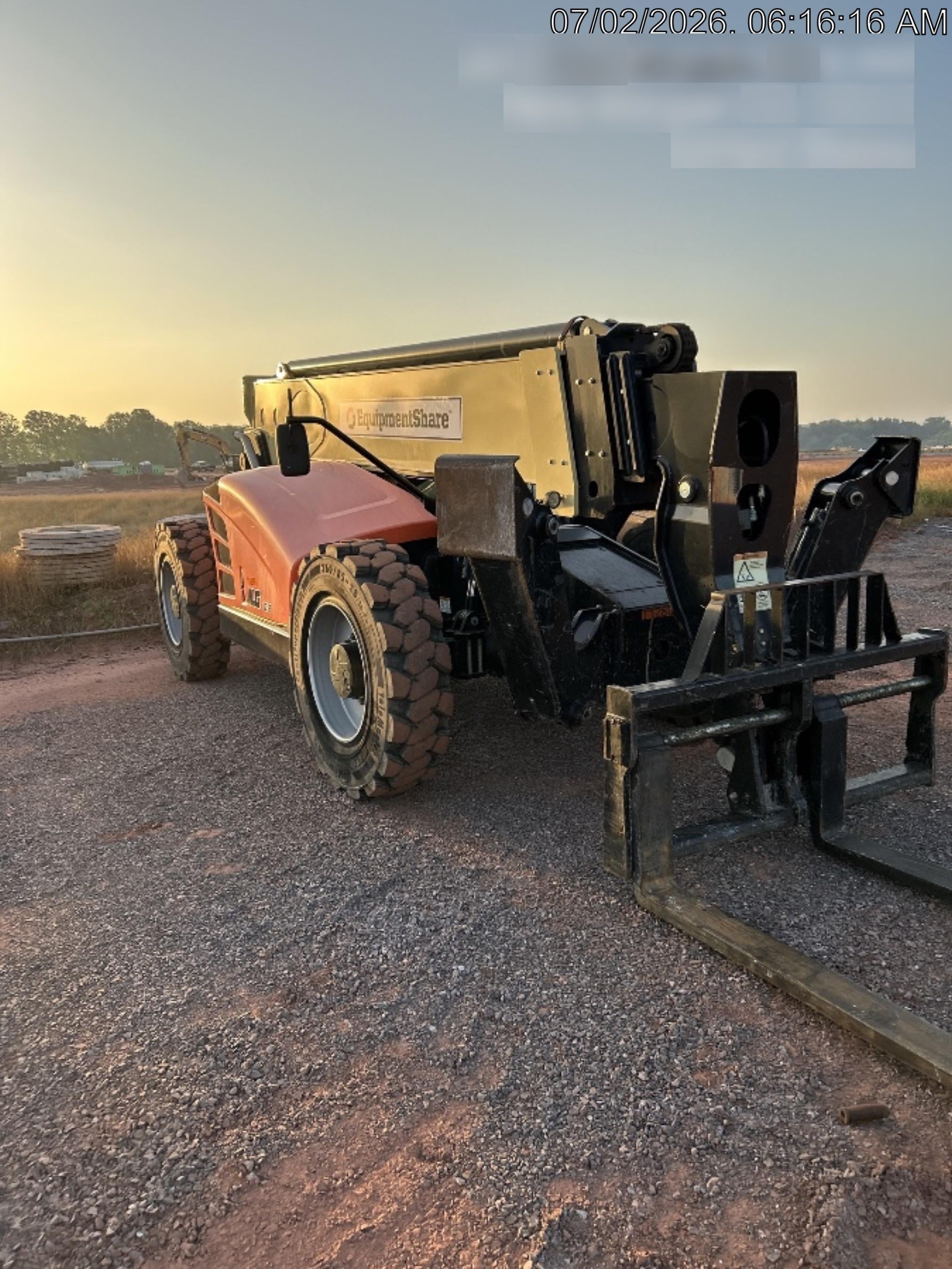 2020 JLG 1255
