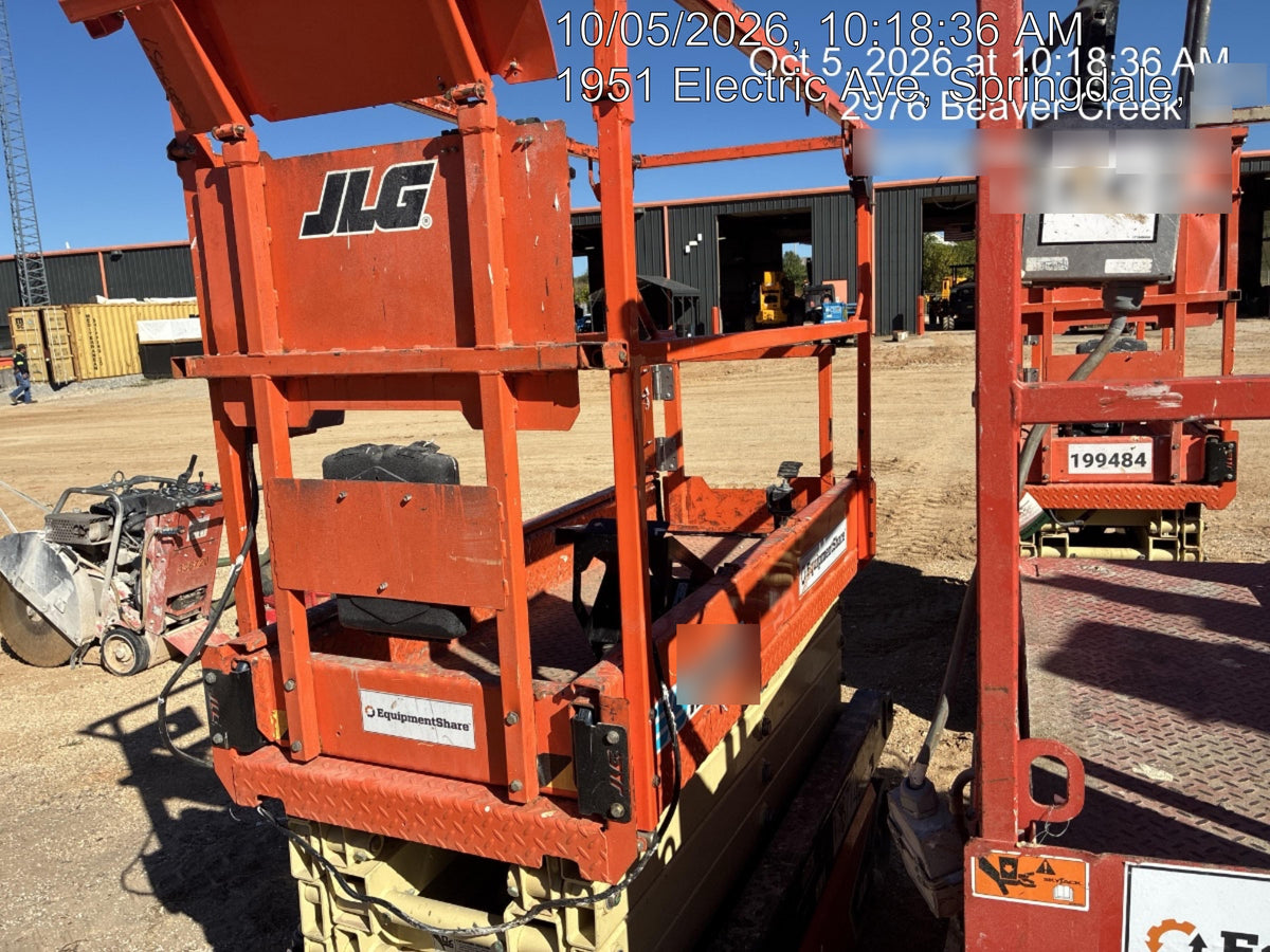 2021 JLG ES1932
