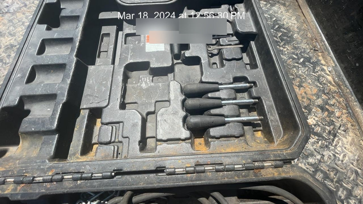 2022 DEWALT DWE1622K