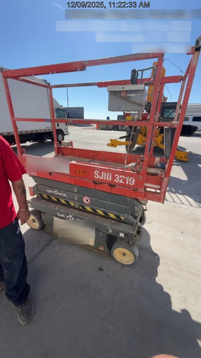 2018 SKYJACK SJIII-3219