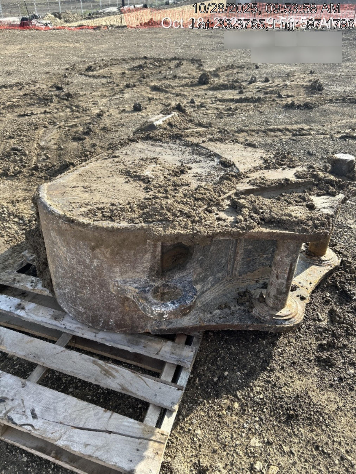 2020 TAG MANUFACTURING 24" V-Bottom Bucket