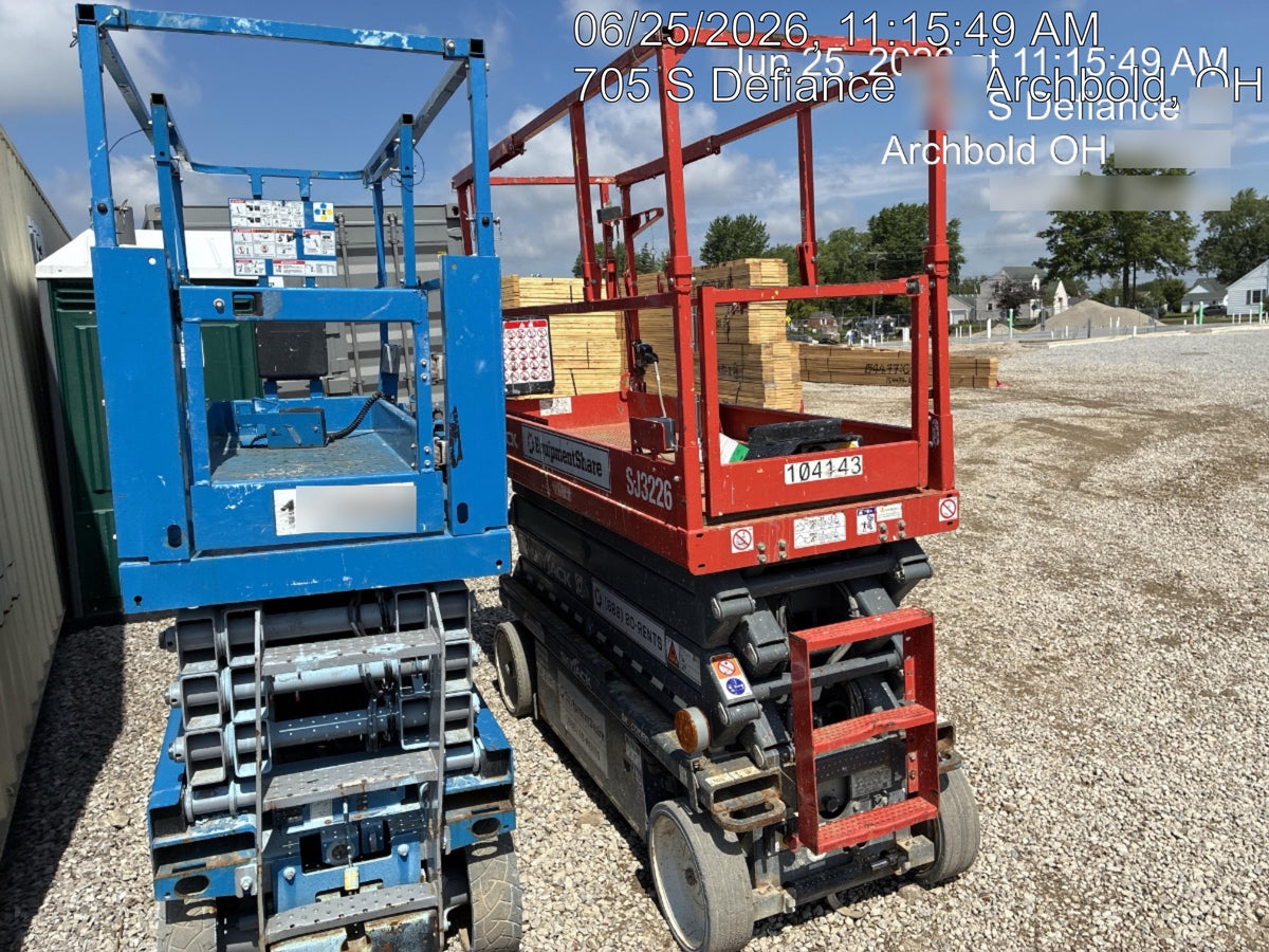 2020 Skyjack SJIII-3226 Solid NM Tires, Half height spring hinged entry gate, Dual Beacons