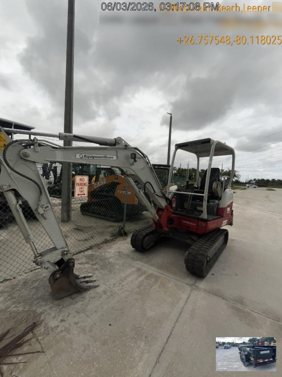 2022 TAKEUCHI TB235-2R