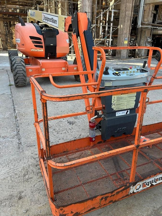 2019 JLG 600AJ