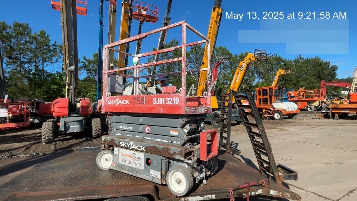 2018 SKYJACK SJIII-3219