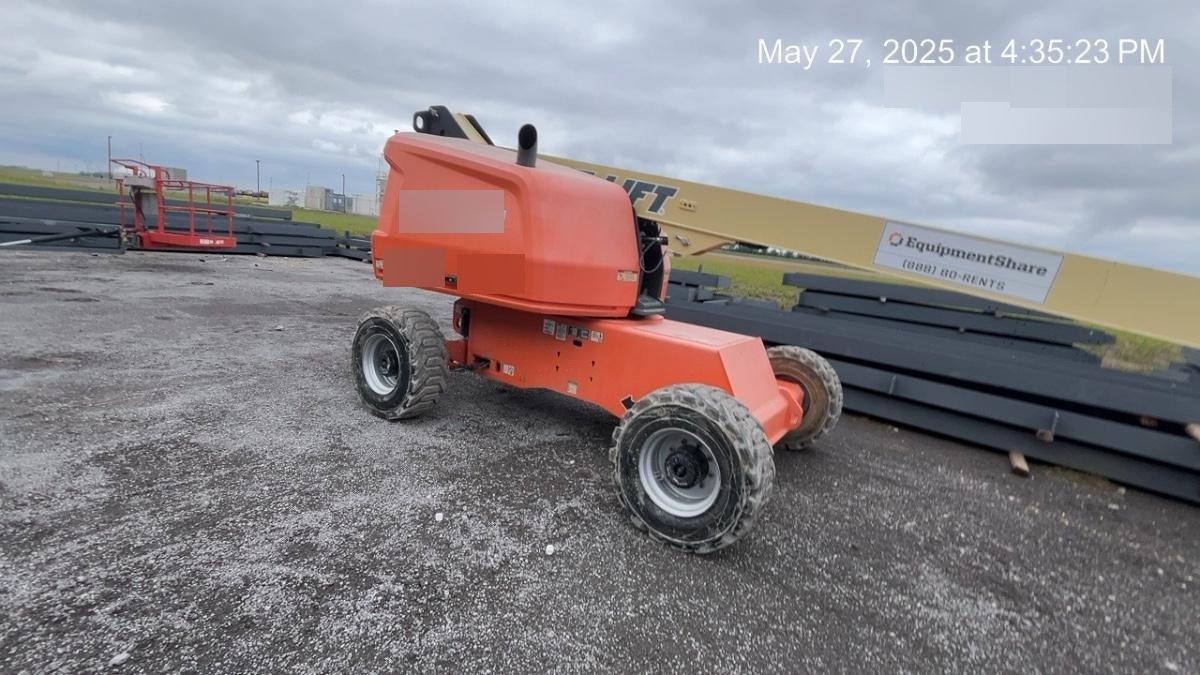 2019 JLG 460SJ