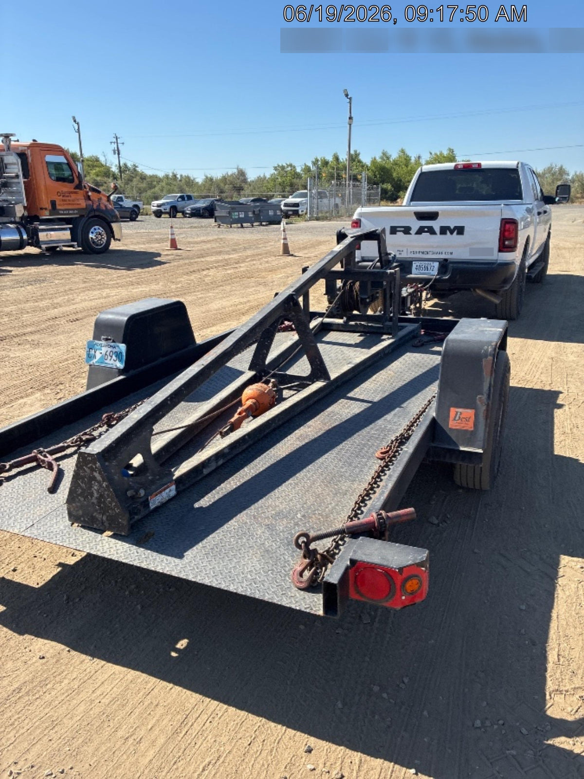 2024 JLG 1001099351
