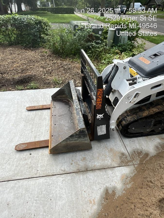 2023 BOBCAT 36" Mini Skid Steer Fork Carriage - Bobcat