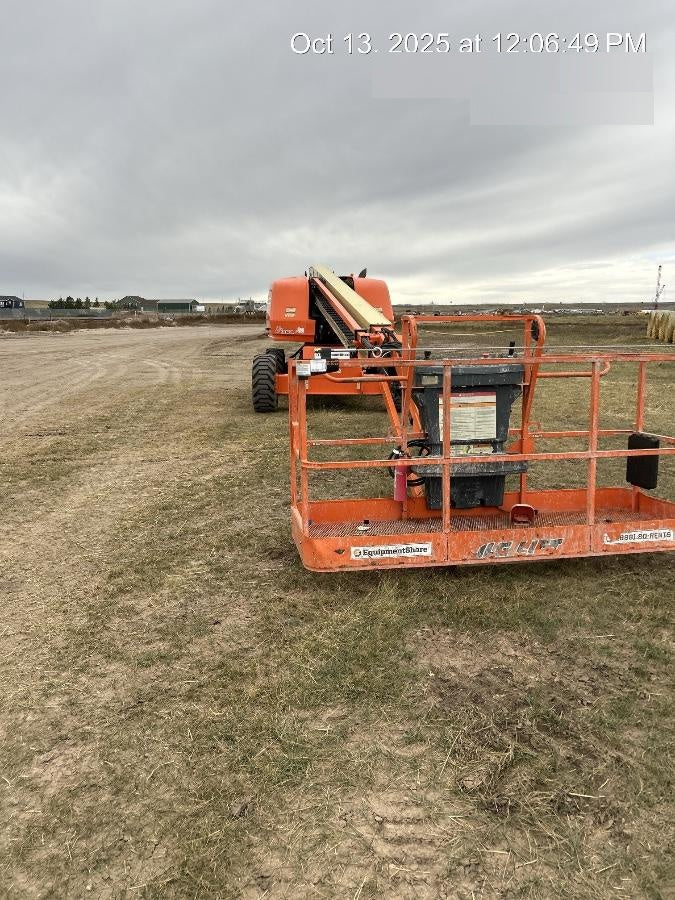 2021 JLG 660SJ