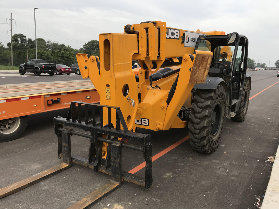 2019 JCB 512-56