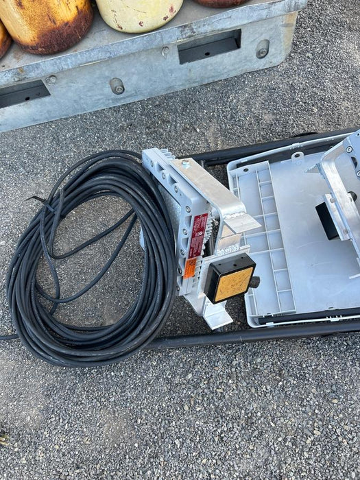 2024 WORKSITE LIGHTING RREXM-60W-M-M