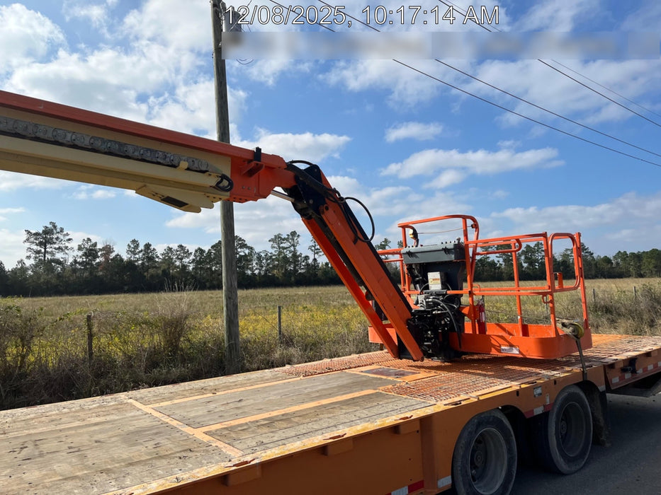 2020 JLG 660SJ