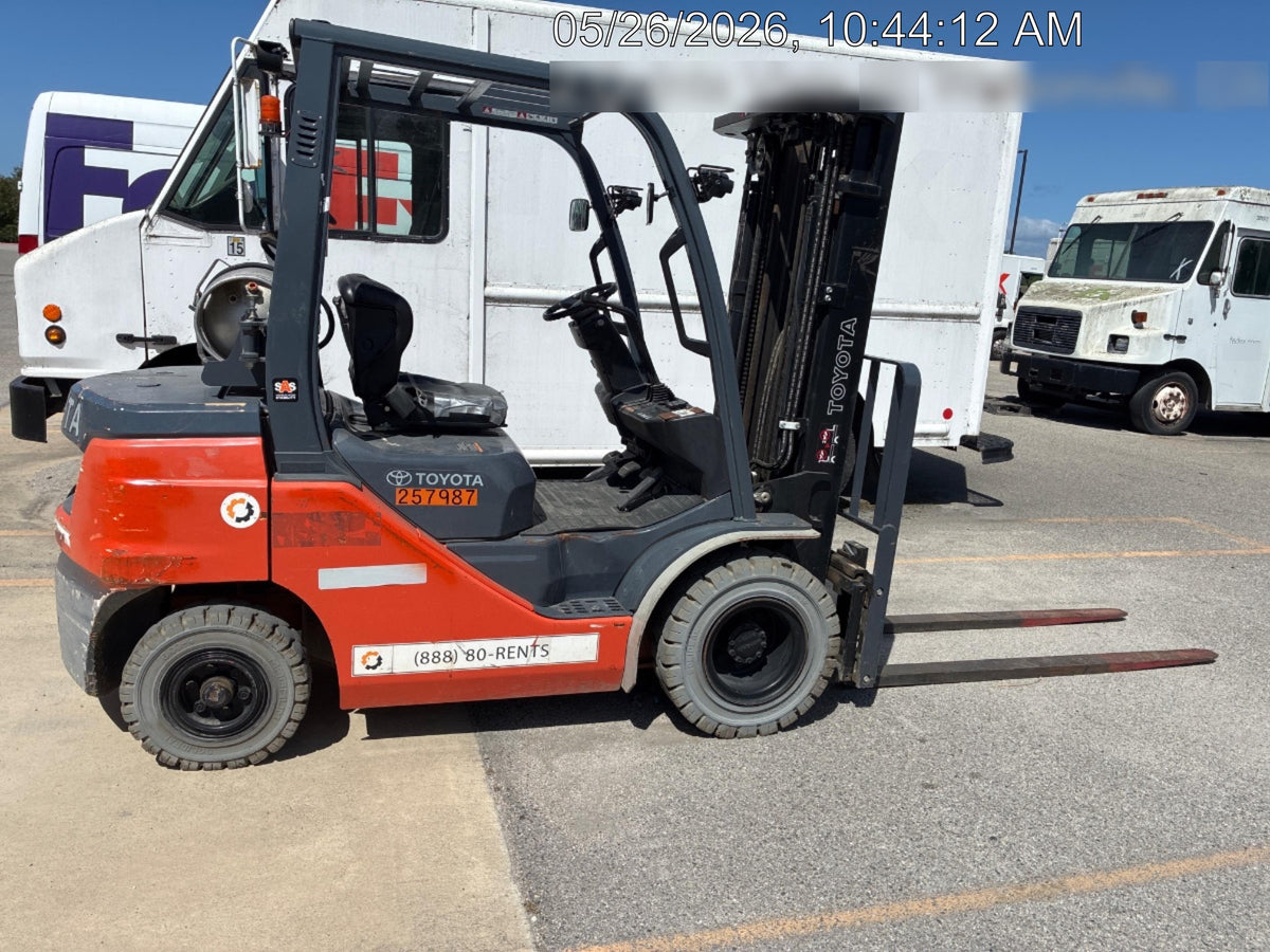 2022 TOYOTA 50-8FGU25