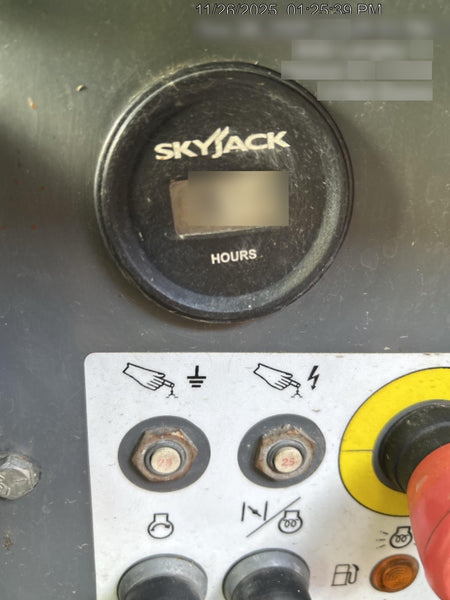 2017 SKYJACK SJ6832 RT