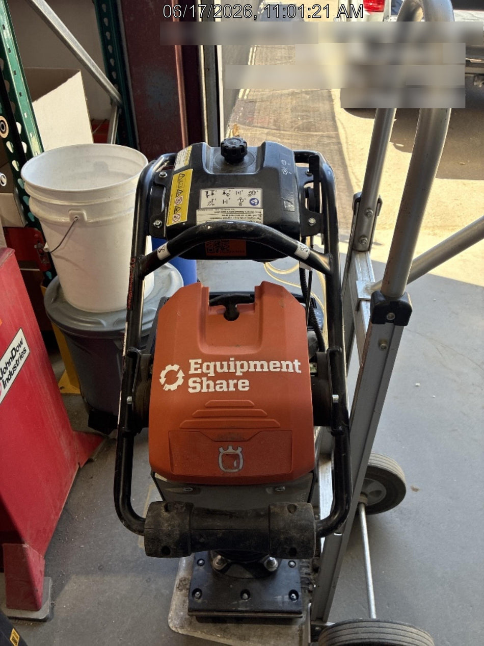 2025 HUSQVARNA LT6005