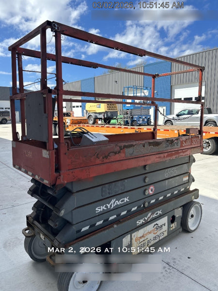 2018 Skyjack SJIII-3226 Skyjack SJIII3226 Scissor Lift w/Trojan Batteries