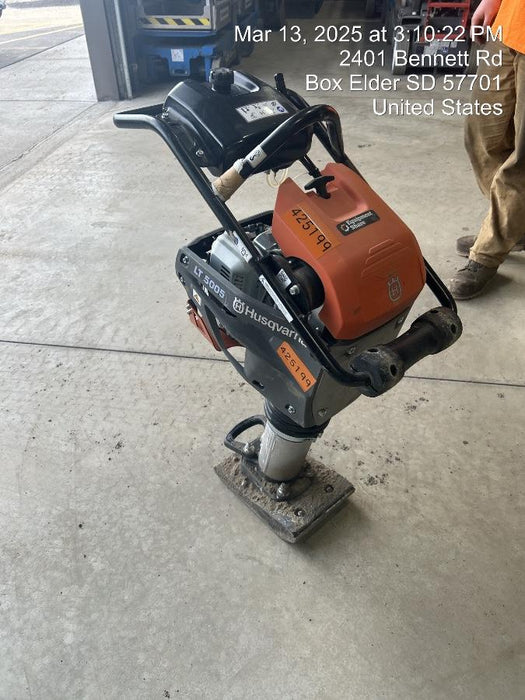 2024 HUSQVARNA LT5005