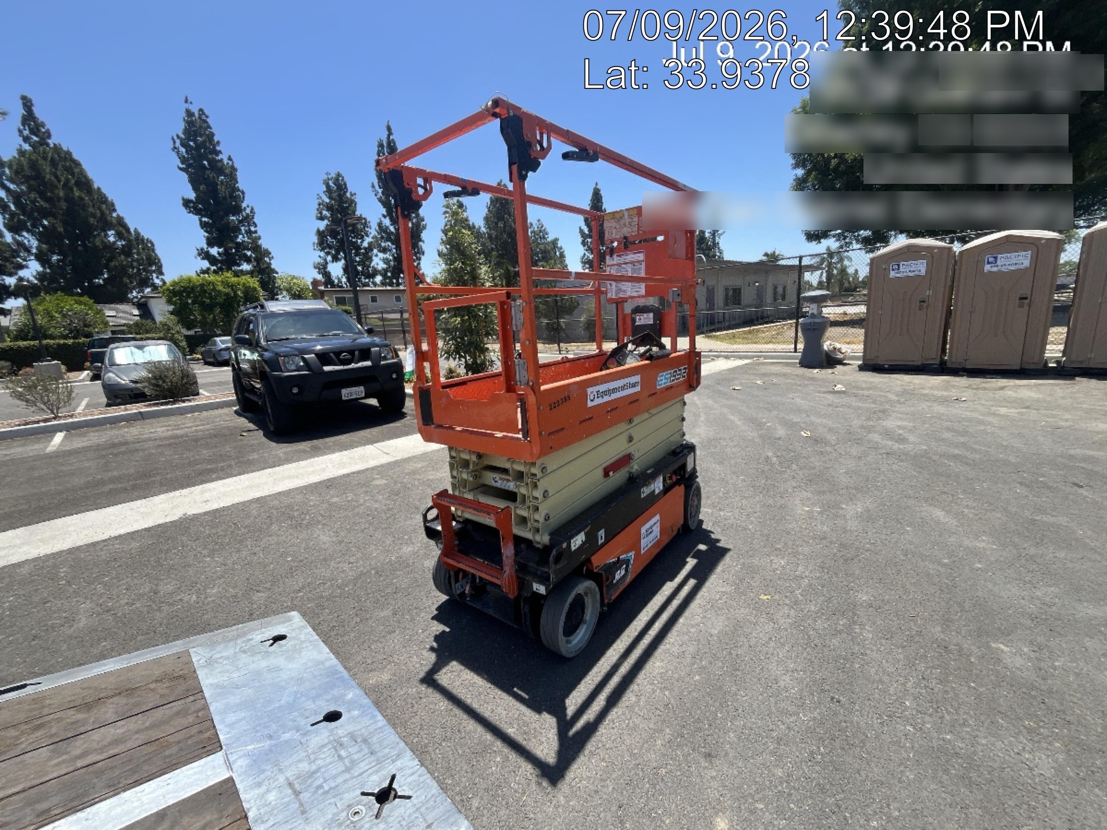 2022 JLG ES1932